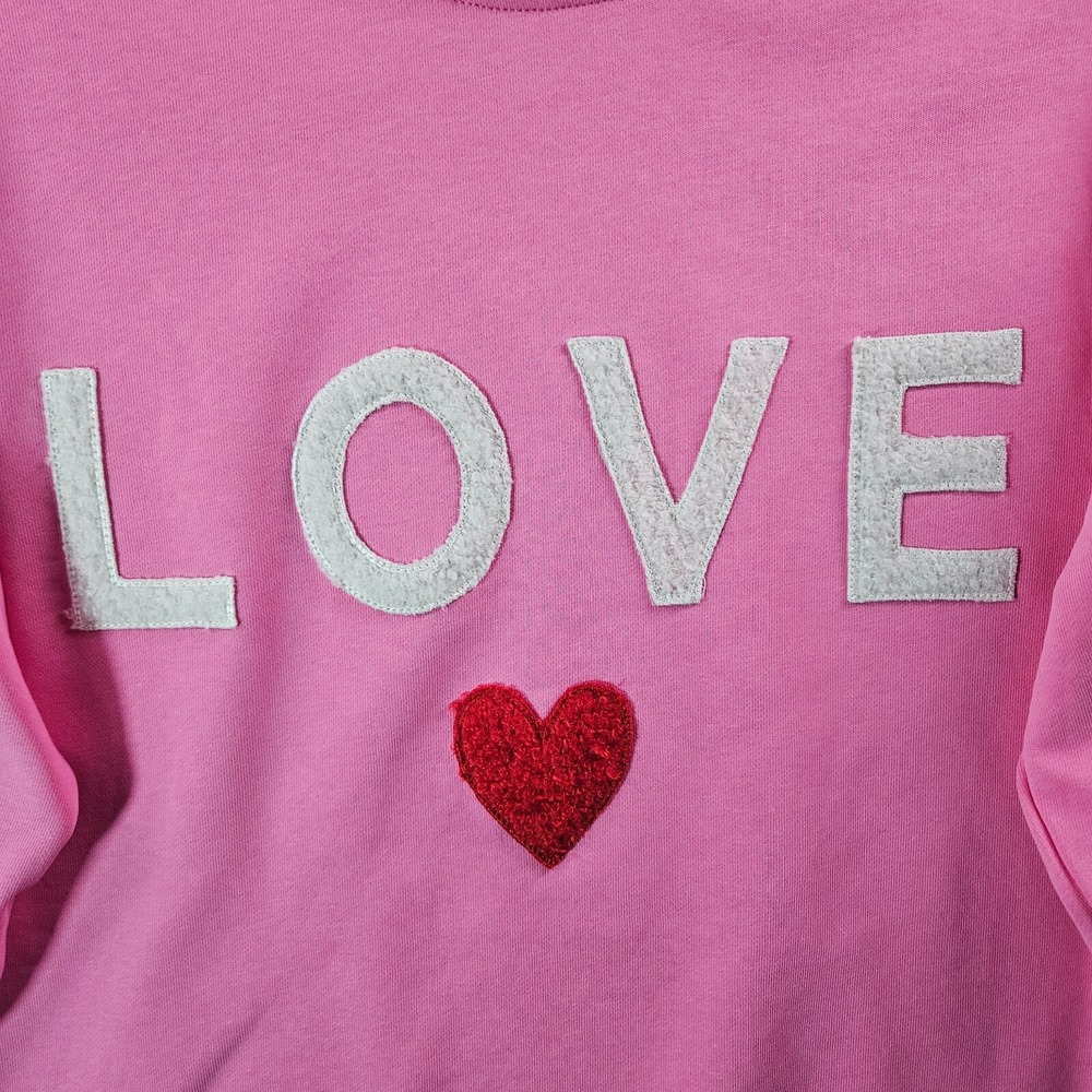 NWOT Fate Sweater Women XS - Love - Heart Pink Preppy - Picture 2 of 11
